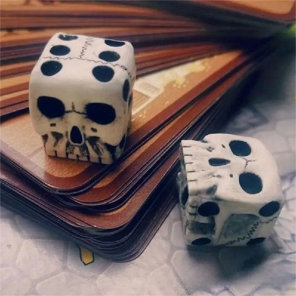 Party Games No Supplies - 5/10個入り スケルトンダイス 魔法学校映画周辺グッズ クリエイティブなスカルオーナメント 面白いハロウィンギフト ゲーム小道具